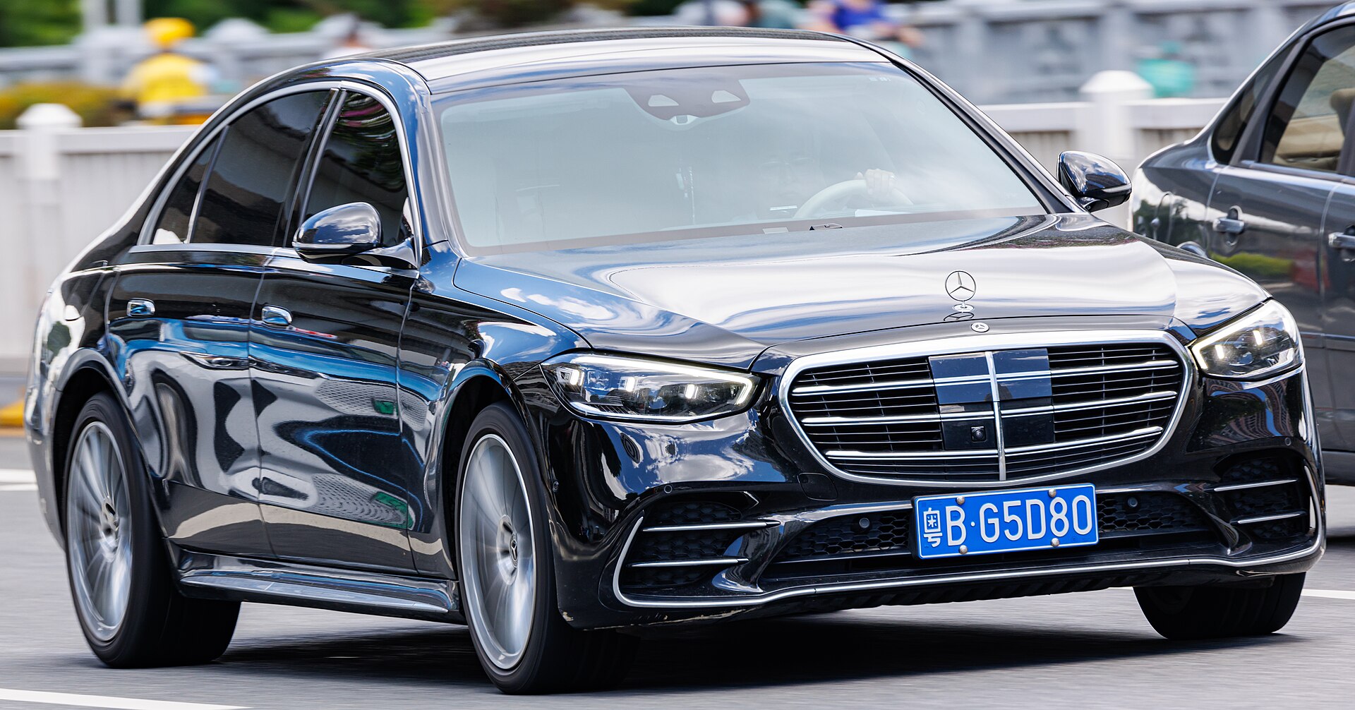 Habitacle Mercedes Classe S, cuir et bois